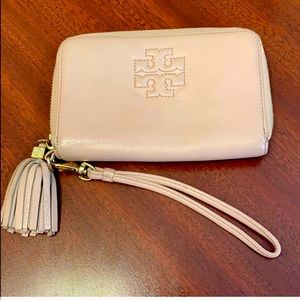 Tory Burch wristlet / wallet